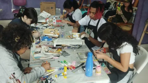 Ateliê: Colagem & Assemblage