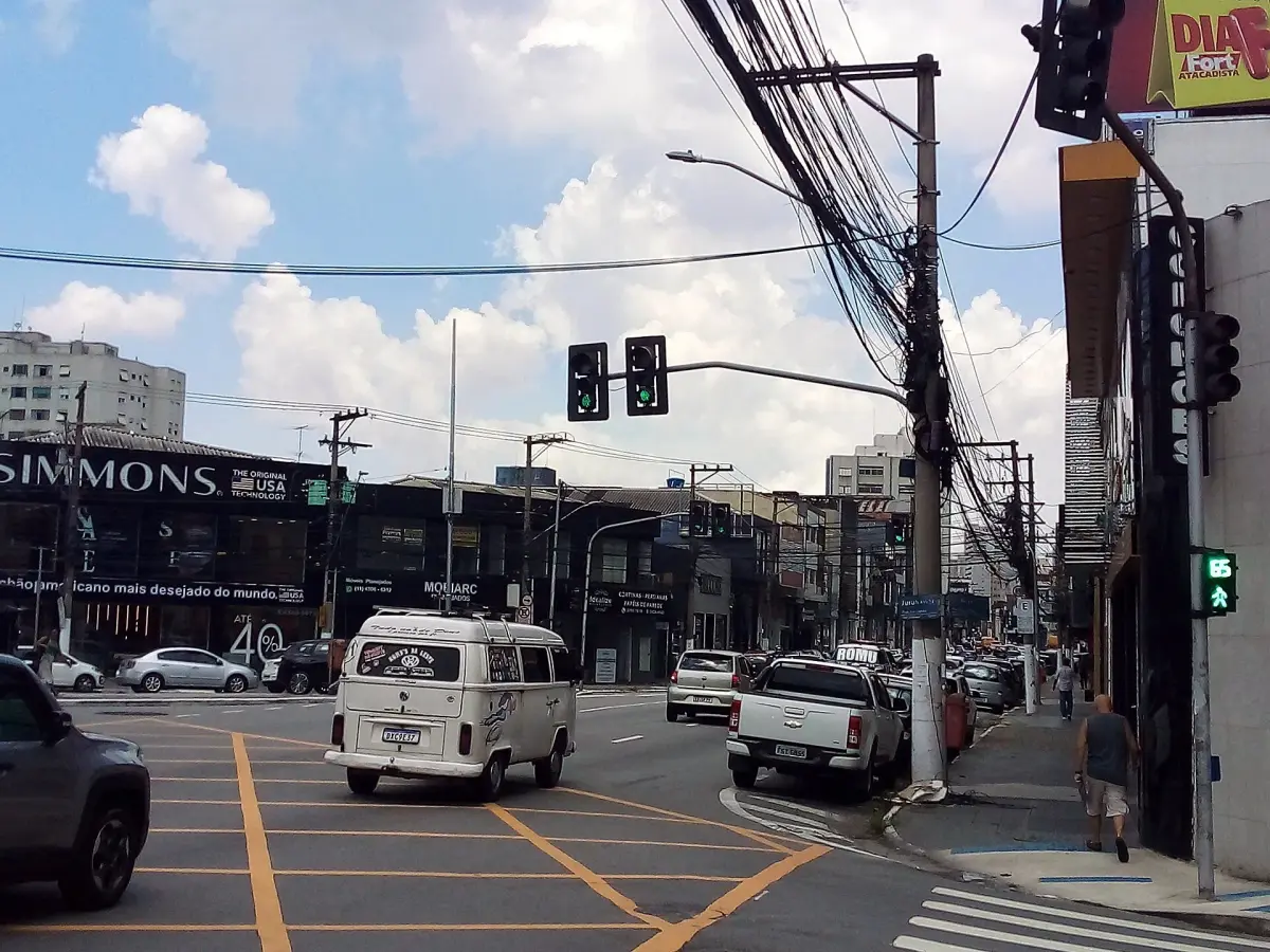 Rua Jurubatuba: dicas para comprar móveis no polo moveleiro